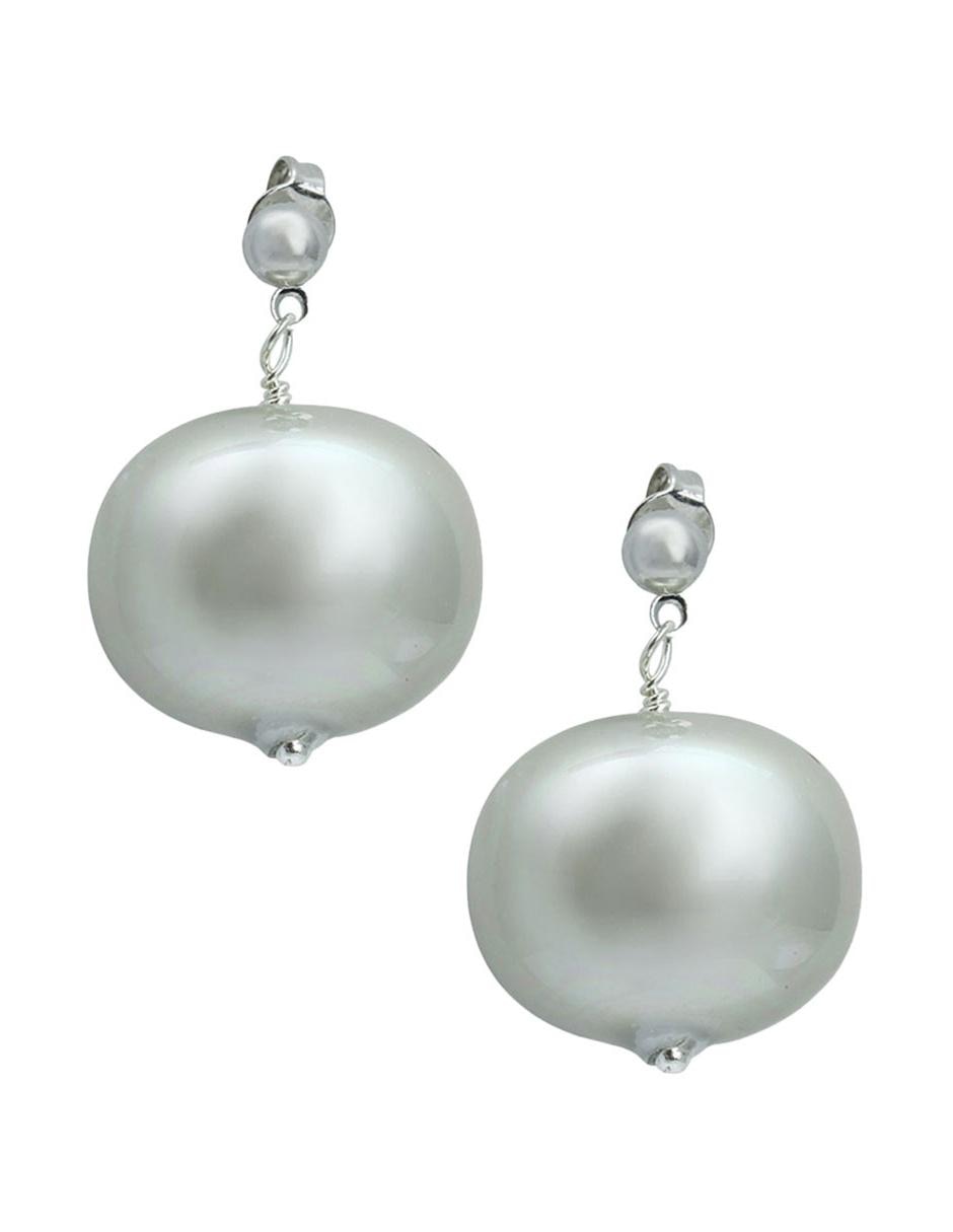 Aretes con acabado brillante 2