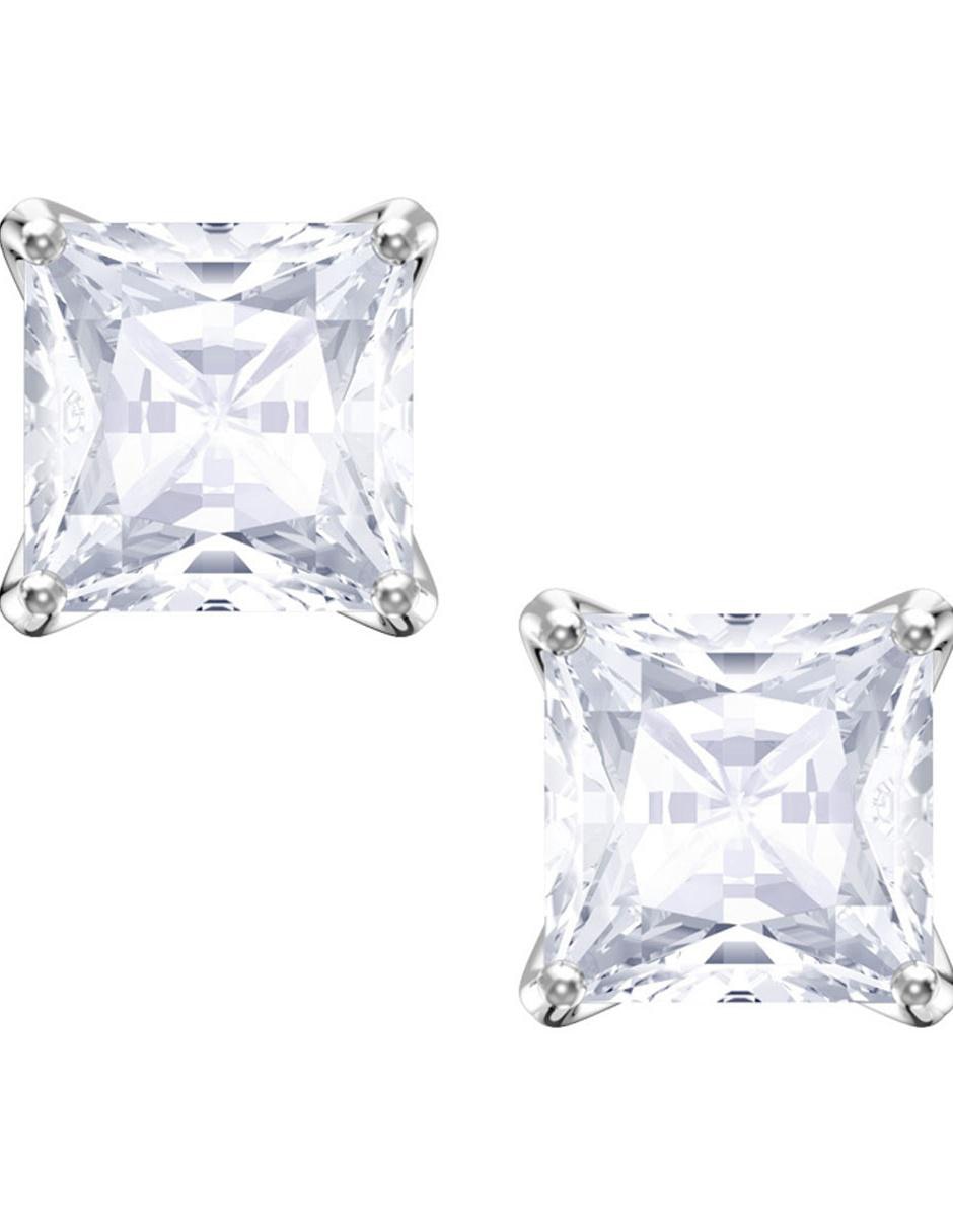 Aretes con acabado brillante