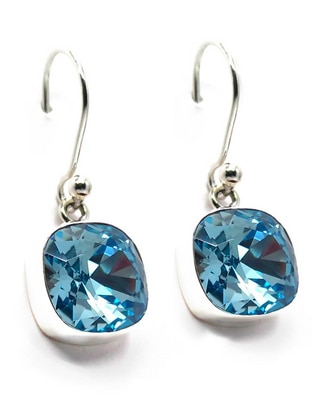 Aretes de plata con acabado pavé cristal
