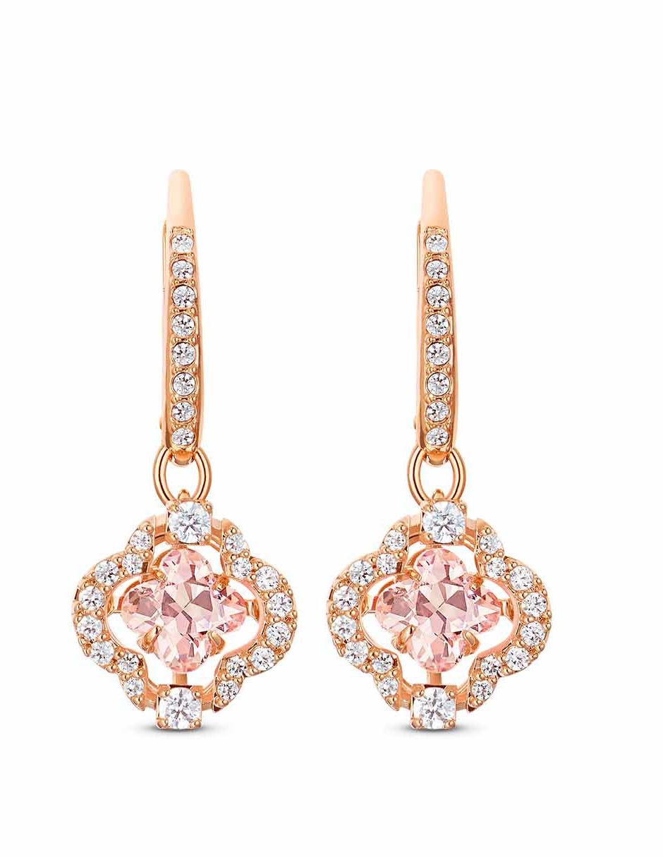 Aretes con acabado brillante