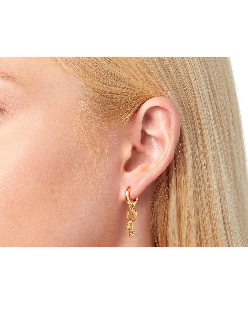 Aretes de plata con acabado brillante 2