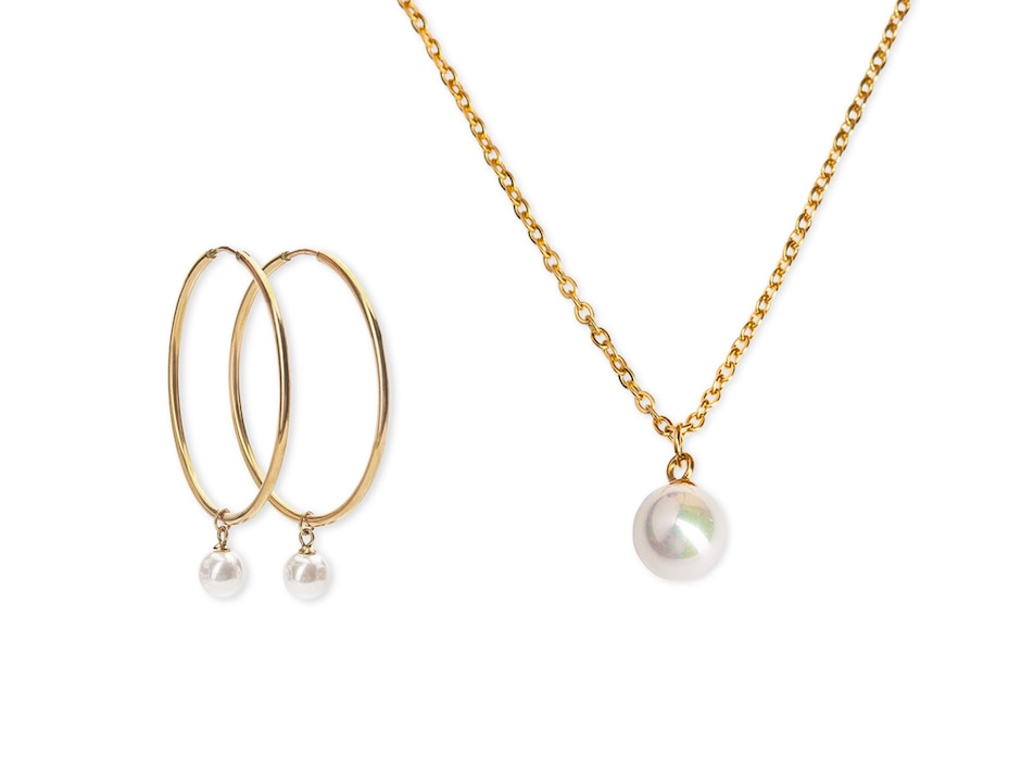 Aretes y collar 18 k Aretes y collar 18 k