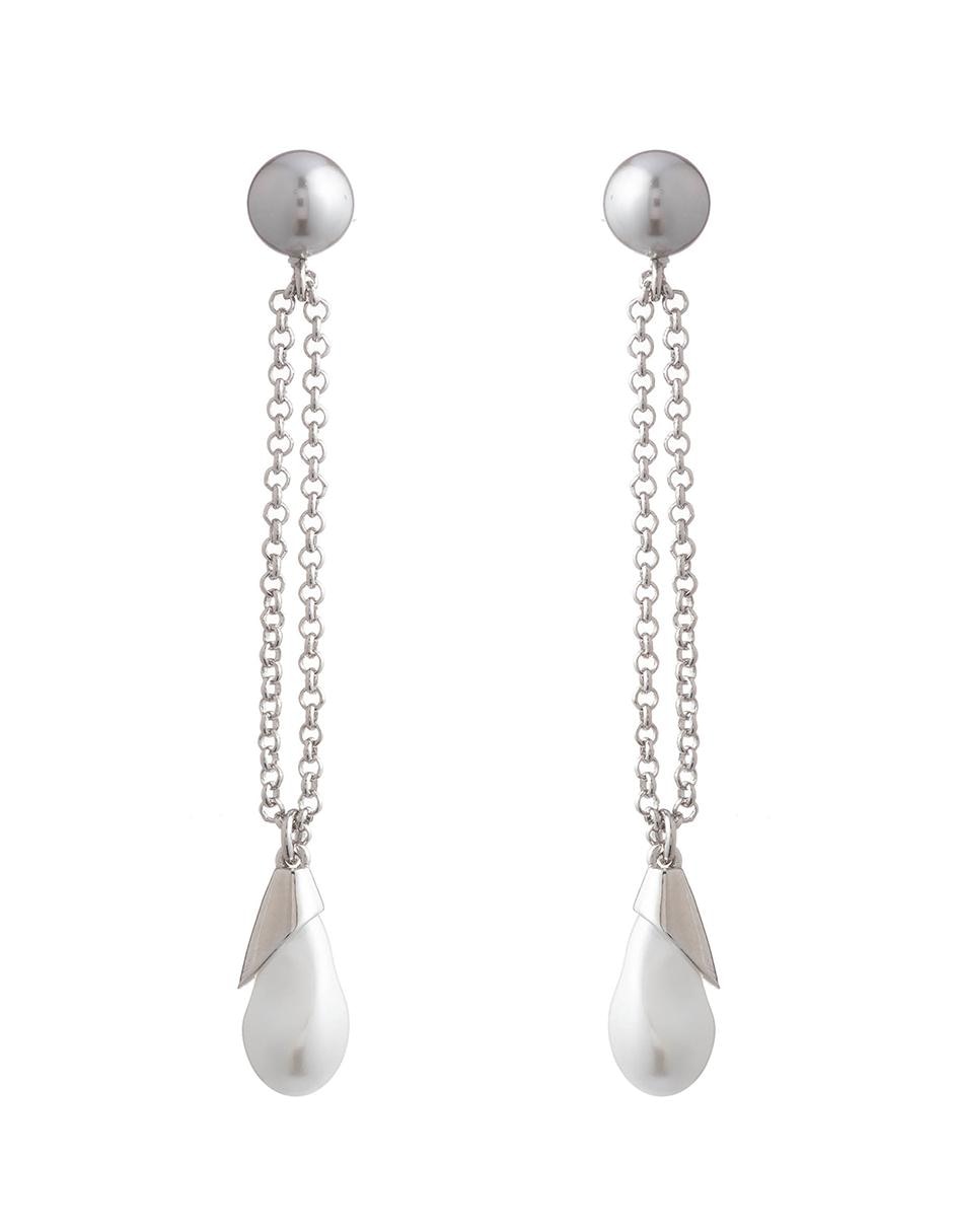 Aretes con acabado brillante