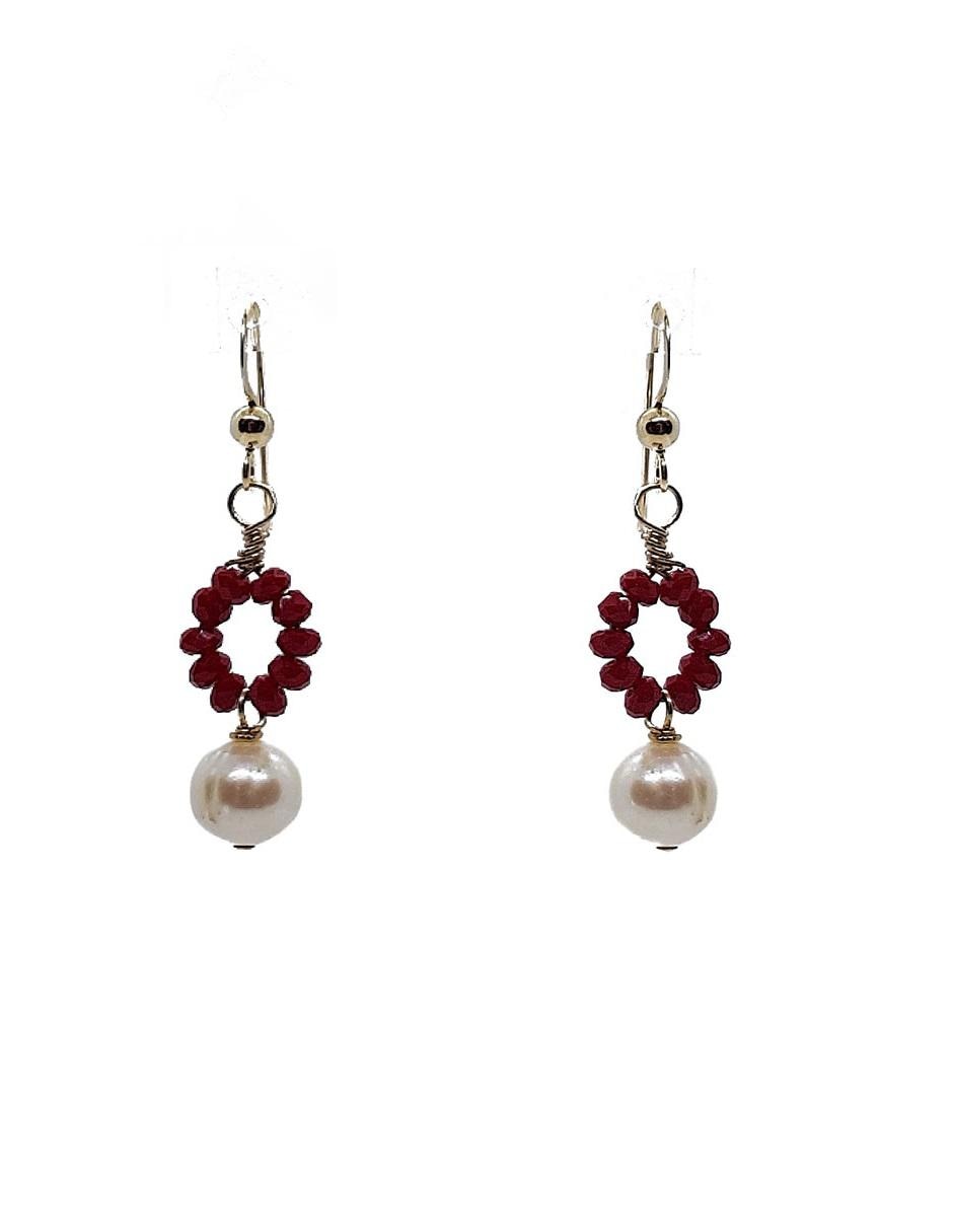 Aretes circulares de oro laminado con acabado brillante perla Aretes circulares de oro laminado con acabado brillante perla