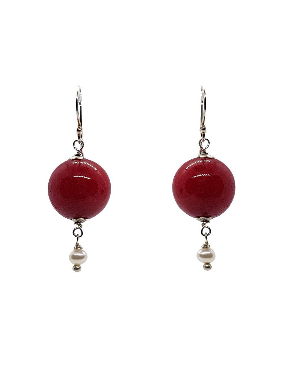 Aretes de plata con acabado brillante perla