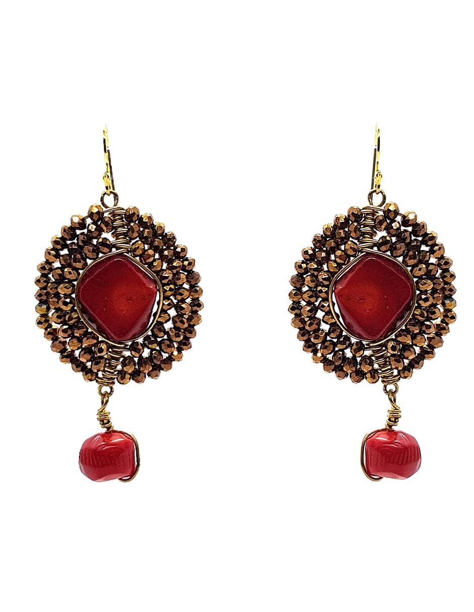 Aretes de coral de oro laminado con acabado brillante cristal Aretes de coral de oro laminado con acabado brillante cristal