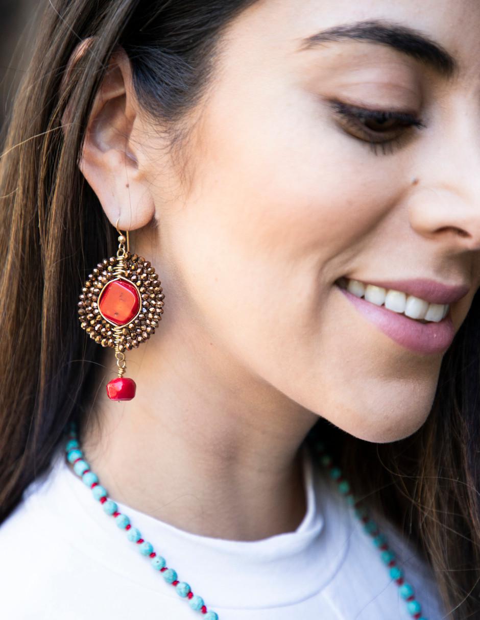 Aretes de coral de oro laminado con acabado brillante cristal 4