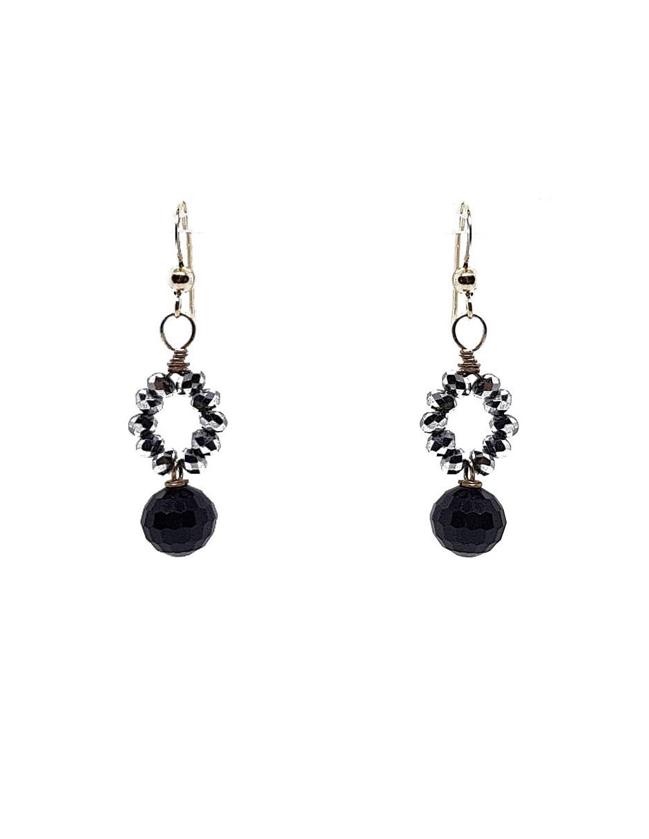 Aretes de esfera de oro laminado con acabado brillante cristal Aretes de esfera de oro laminado con acabado brillante cristal