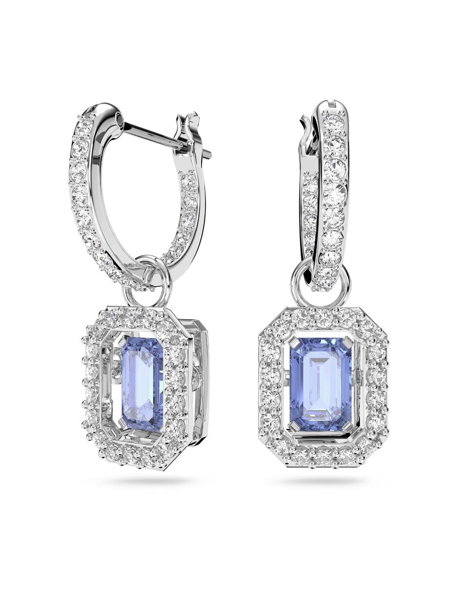 Aretes rectangulares con acabado brillante Aretes rectangulares con acabado brillante