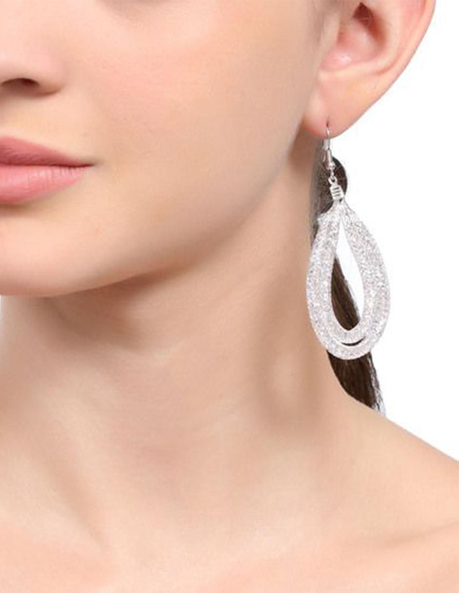 Aretes redondos con acabado brillante cristal
