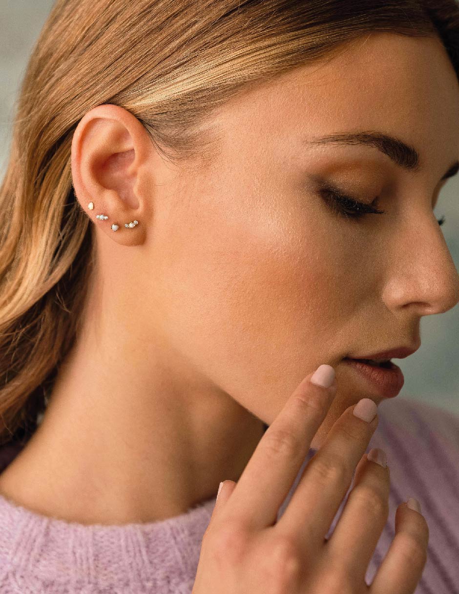 Aretes con acabado baño de oro ópalo 2