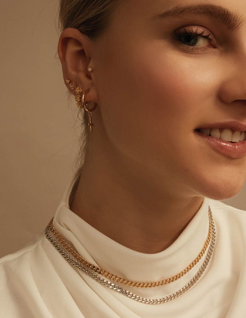 Aretes con acabado baño de oro 3