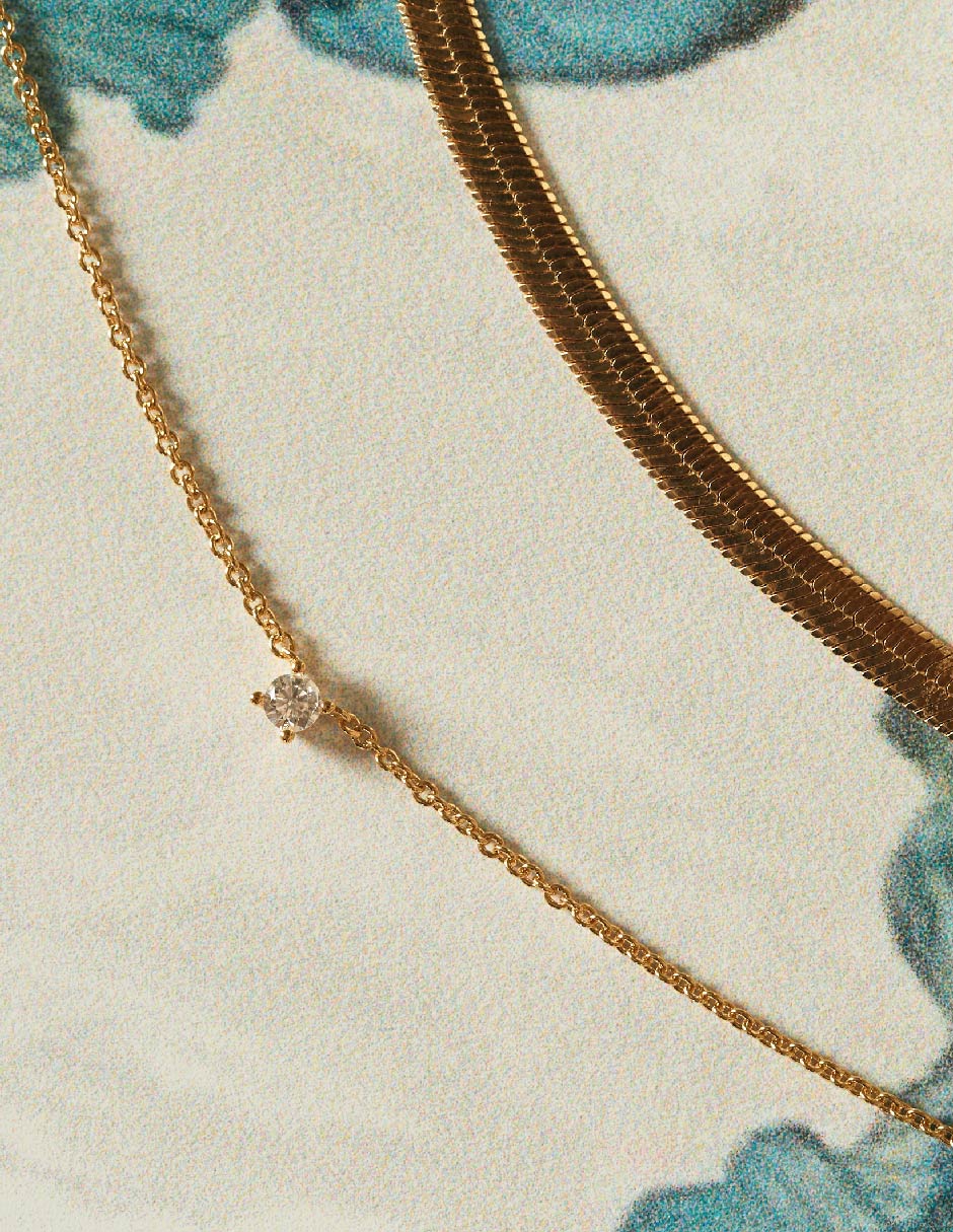 Collar con acabado baño de oro 2
