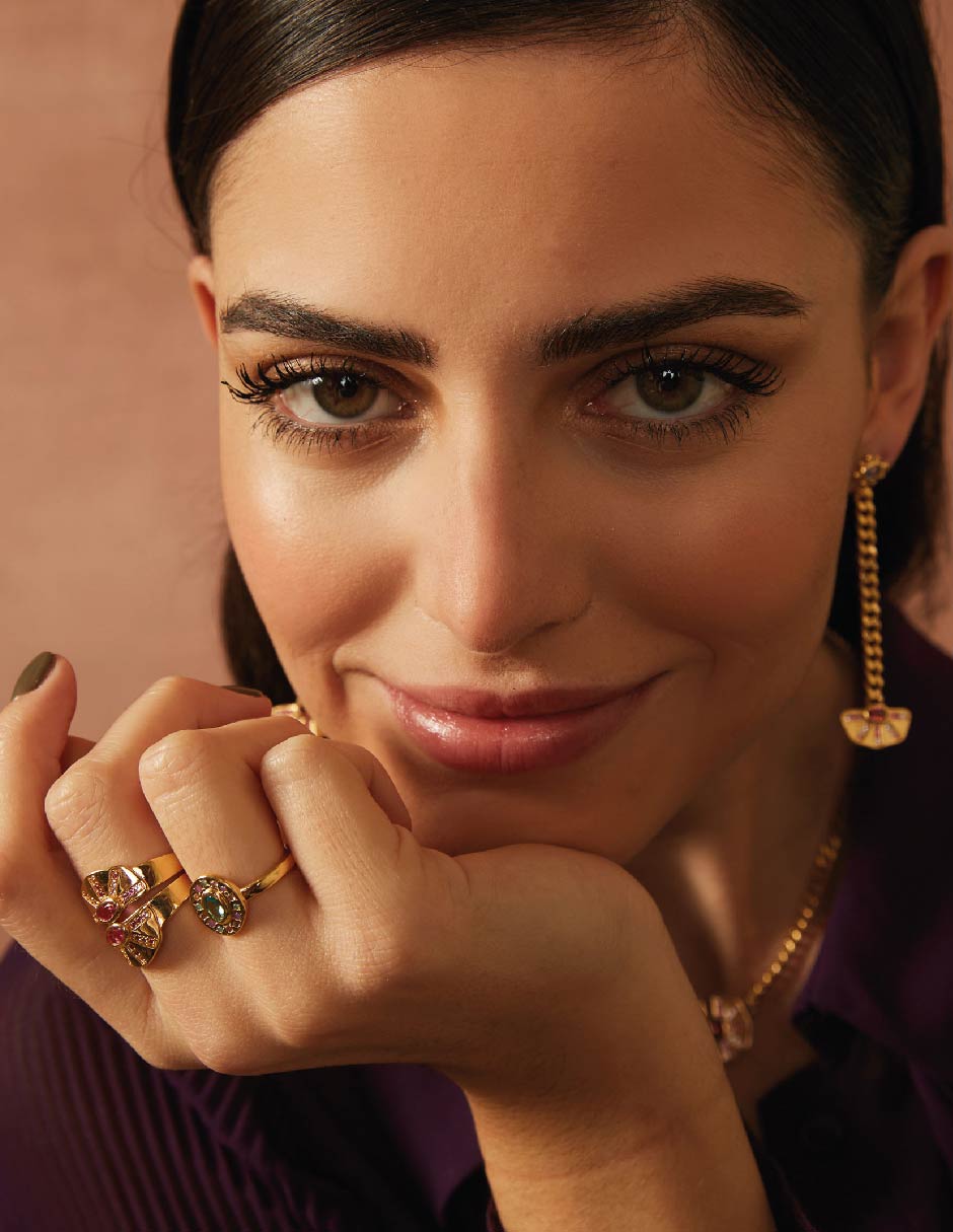 Anillo con gema ovalado Nefertiti circonita baño de oro 3