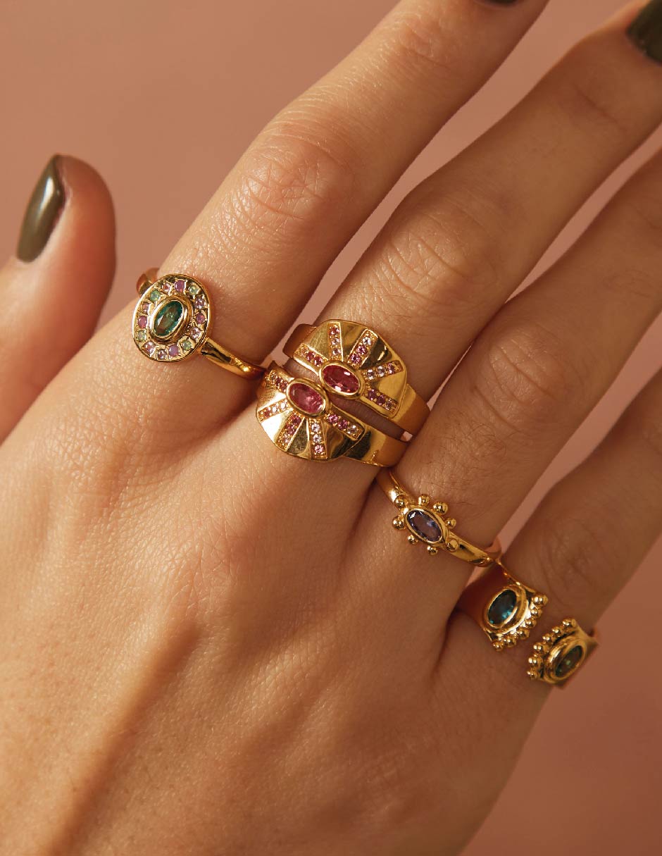 Anillo con gema Nefertiti circonita baño de oro 2