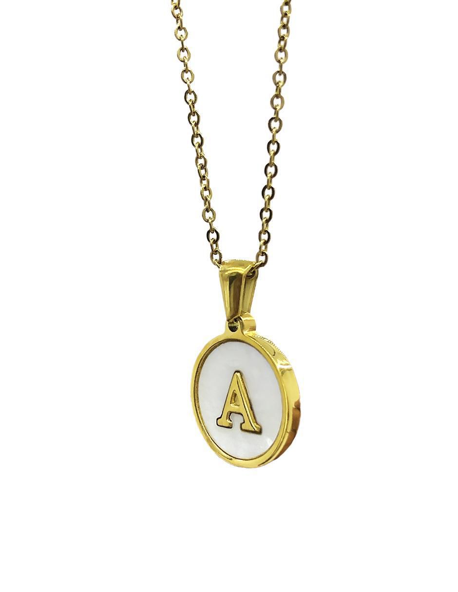 Collar letra a 4