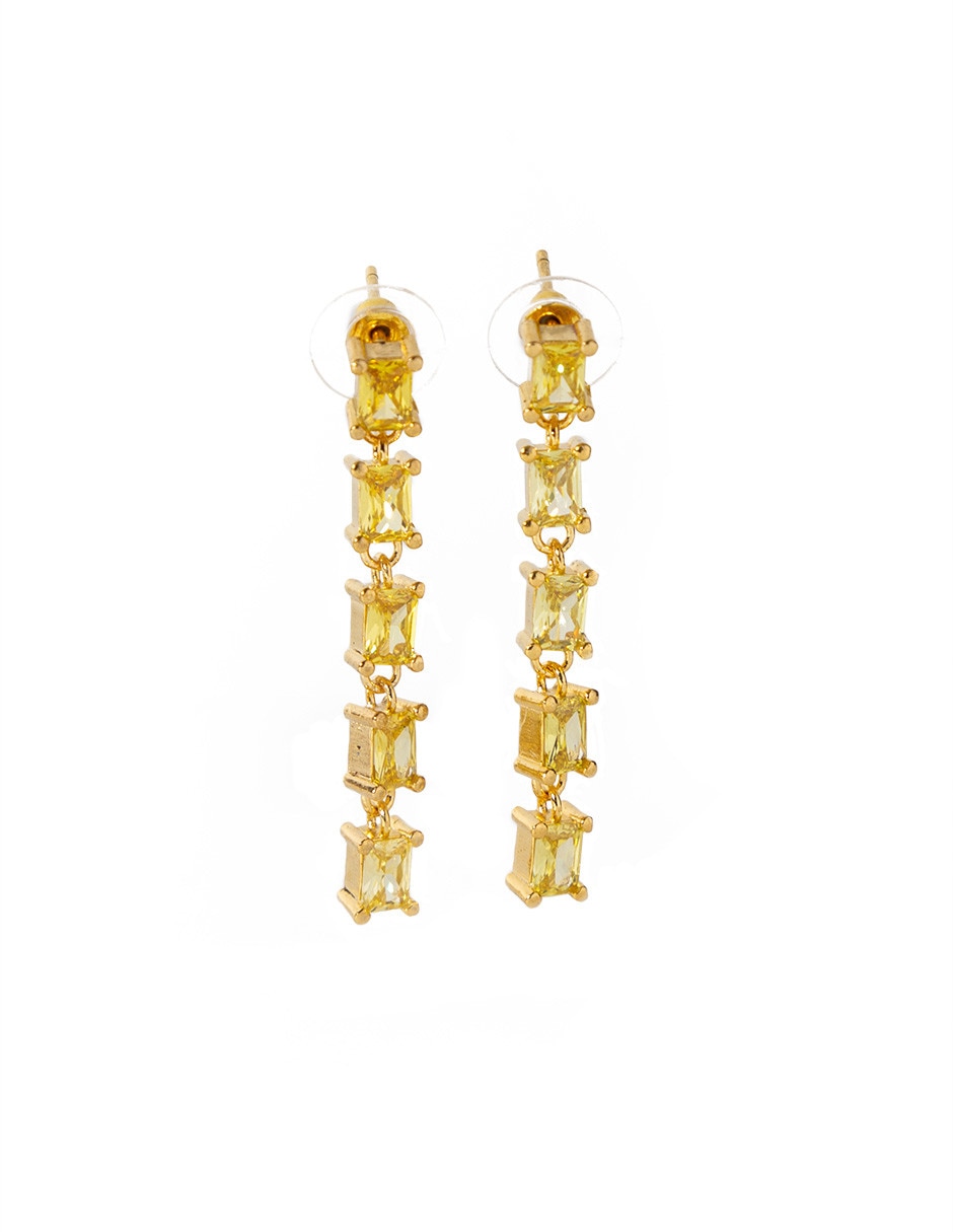 Aretes de rectángulo con acabado baño de oro Aretes de rectángulo con acabado baño de oro