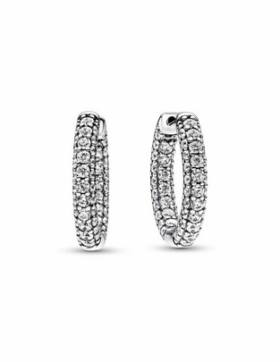Aretes de aro Timeless de plata P 925 con acabado plateado Aretes de aro Timeless de plata P 925 con acabado plateado