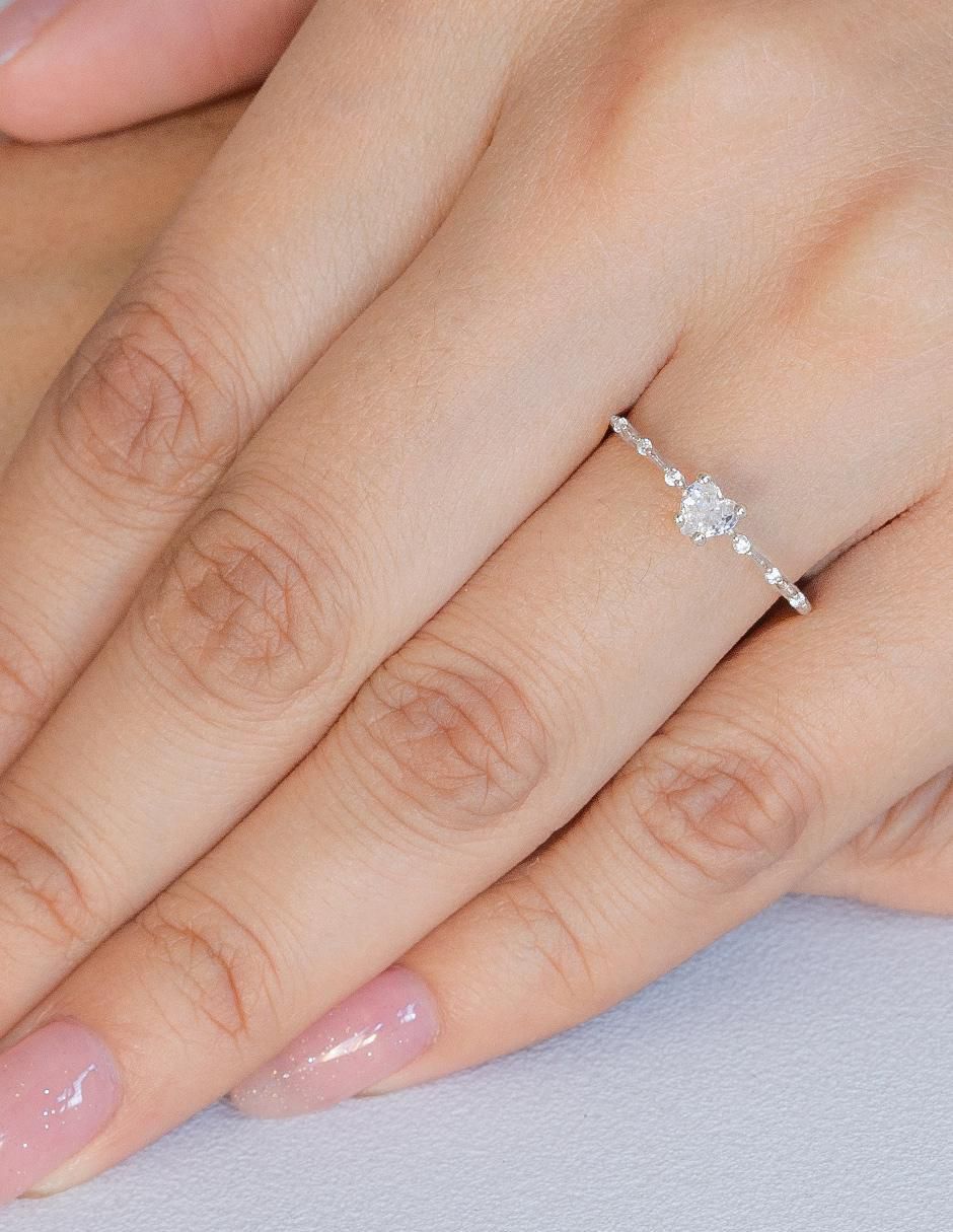 Anillo de corazón de oro zirconia pavé 4