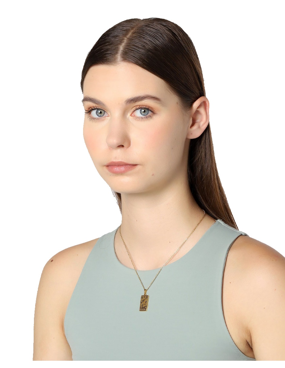 Collar con dije rectangular 2