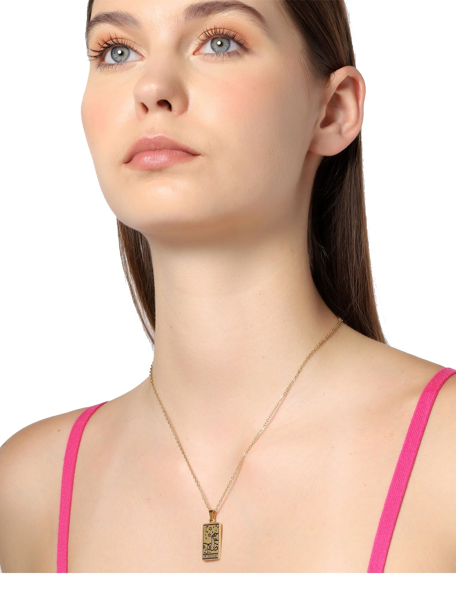 Collar con dije rectangular 3