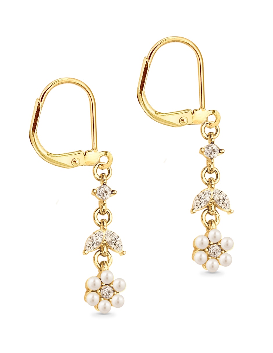Aretes redondos con acabado brillante perla 2