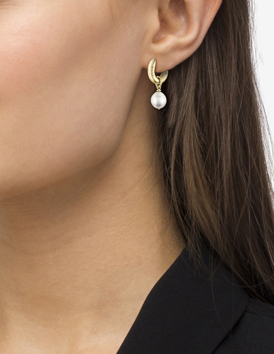 Aretes redondos Hugo Boss con acabado brillante