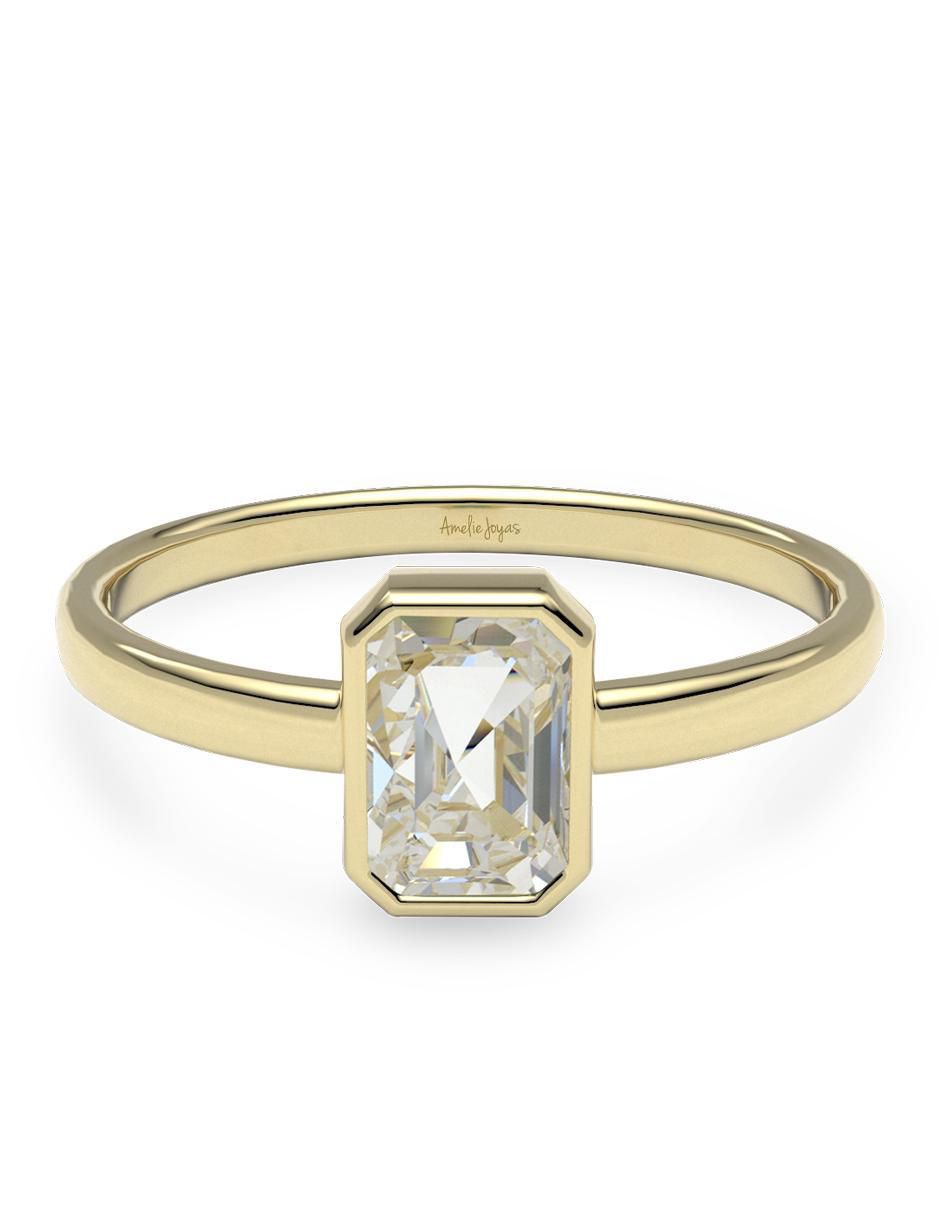 Anillo redondo 14 k de oro zirconia pulido Anillo redondo 14 k de oro zirconia pulido