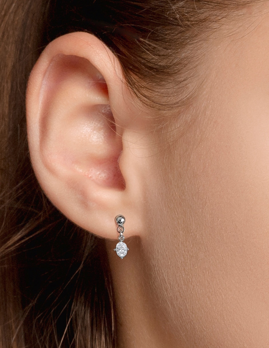 Aretes de óvalo zirconia