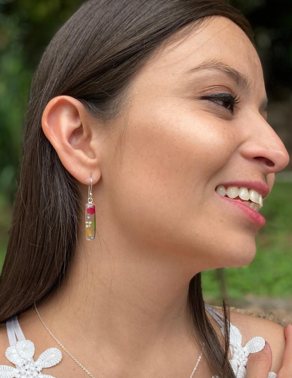 Aretes de flor de plata P 925 con acabado brillante resina 3