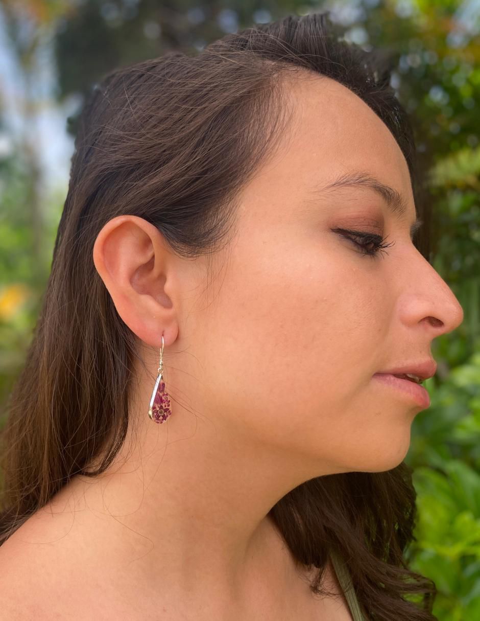Aretes de gota de plata P 925 con acabado brillante resina