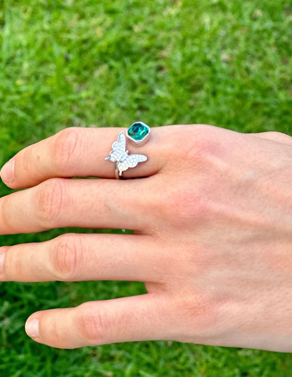 Anillo de mariposa cristal brillante 3