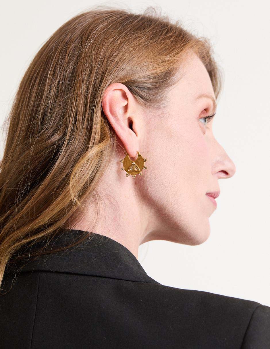 Aretes con acabado baño de oro 4