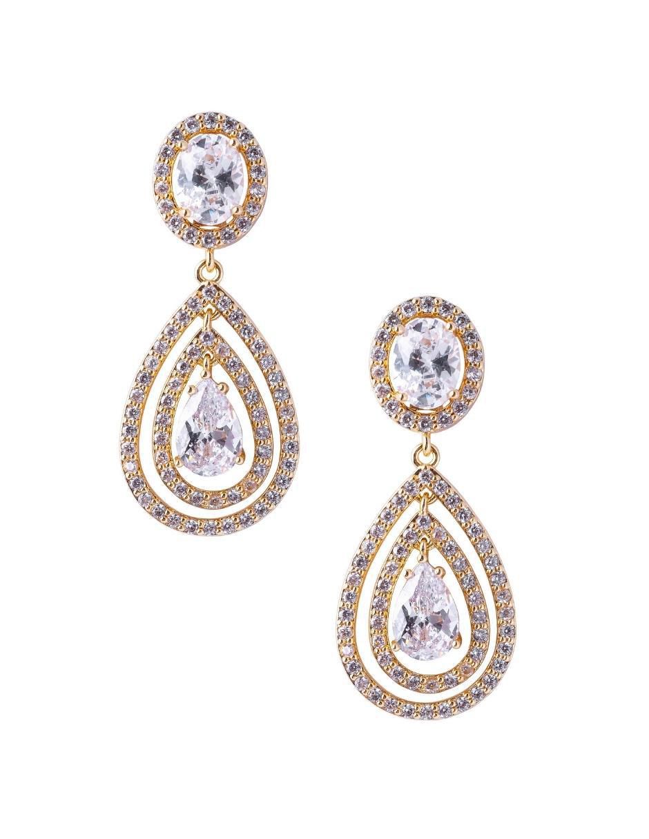 Aretes de gota con acabado baño de oro