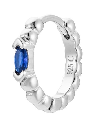Piercing de círculo de plata 1