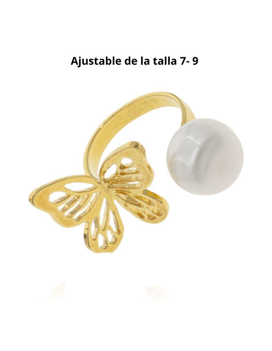 Anillo con gema brillante