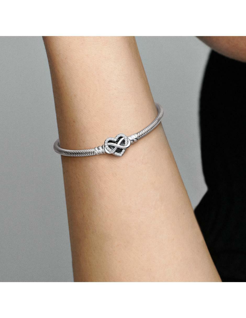Brazalete de plata con zirconia cúbica P 925 acabado liso 3