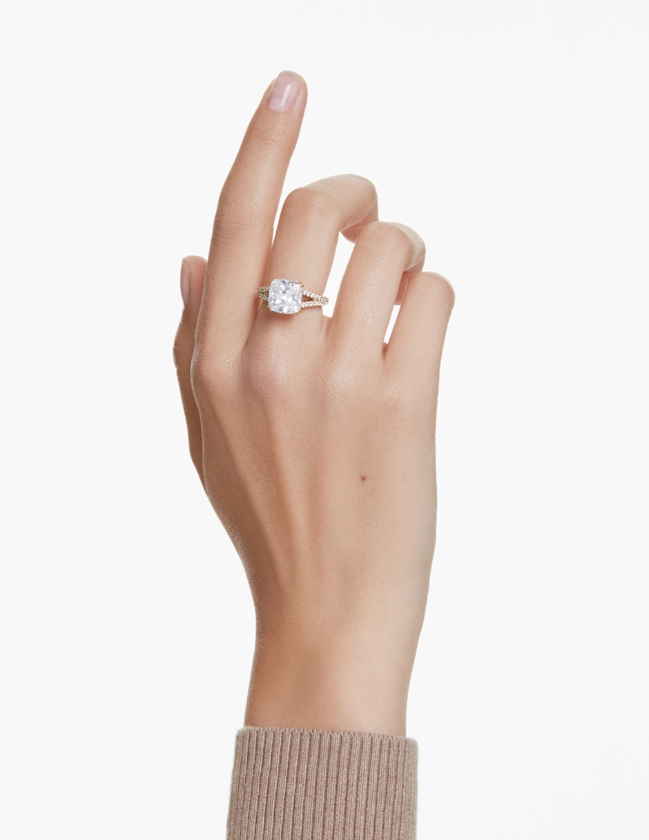 Anillo cuadrado acabado brillante 2