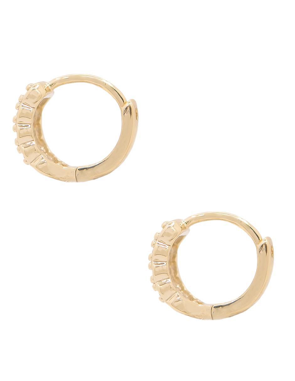 Aretes circulares con acabado brillante 3