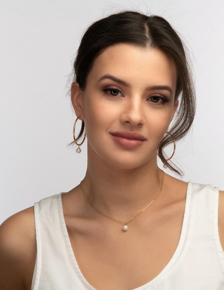 Aretes de aro redondos con acabado baño de oro perla 3