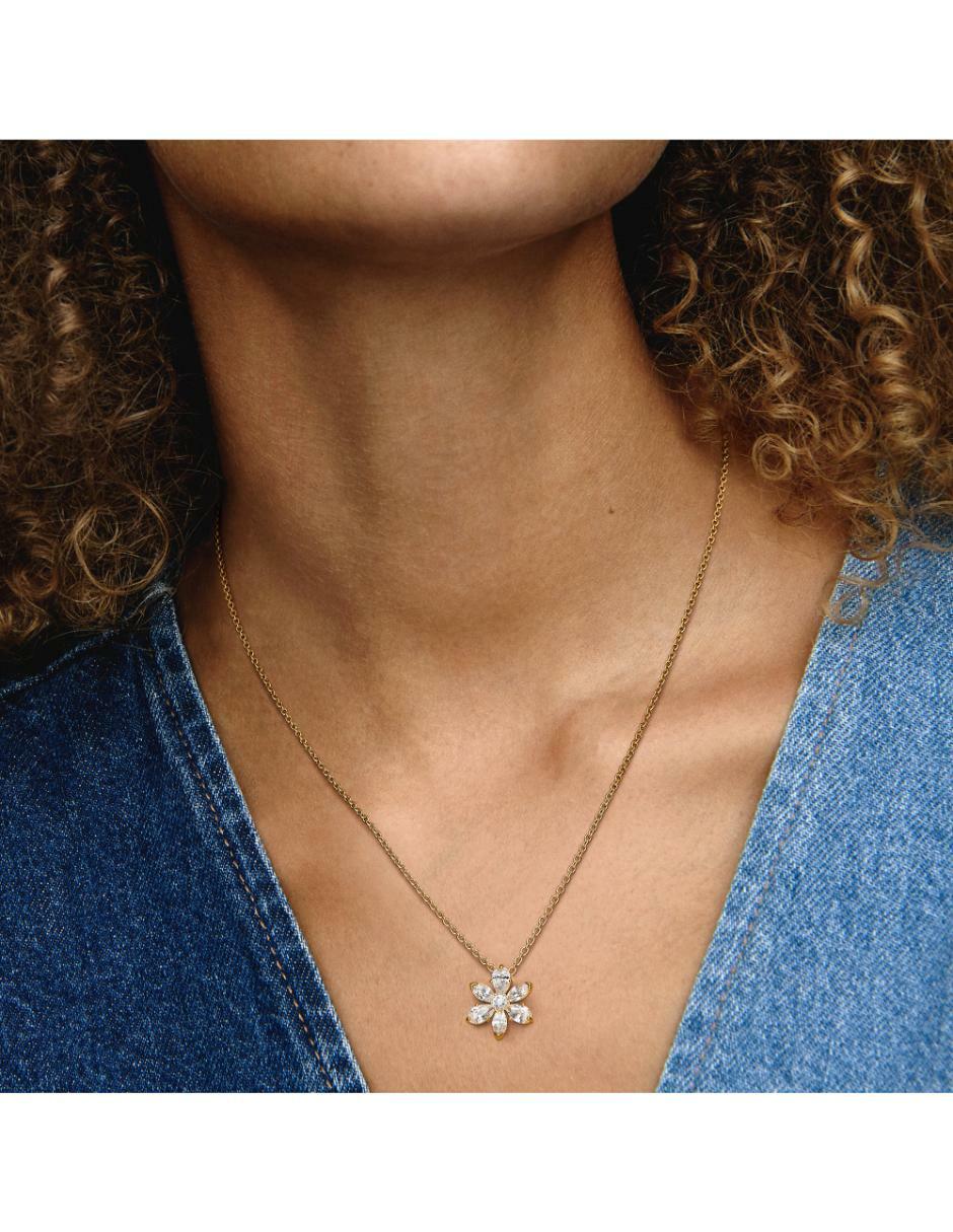 Collar de flor de plata con acabado baño de oro P 925 2