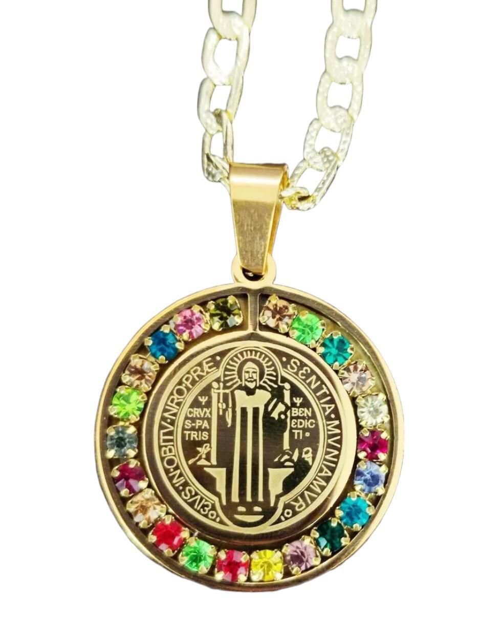 Collar con dije San Benito circular