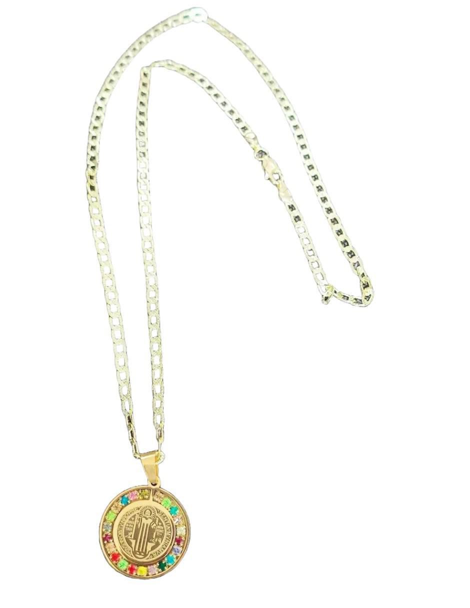Collar con dije San Benito circular 4