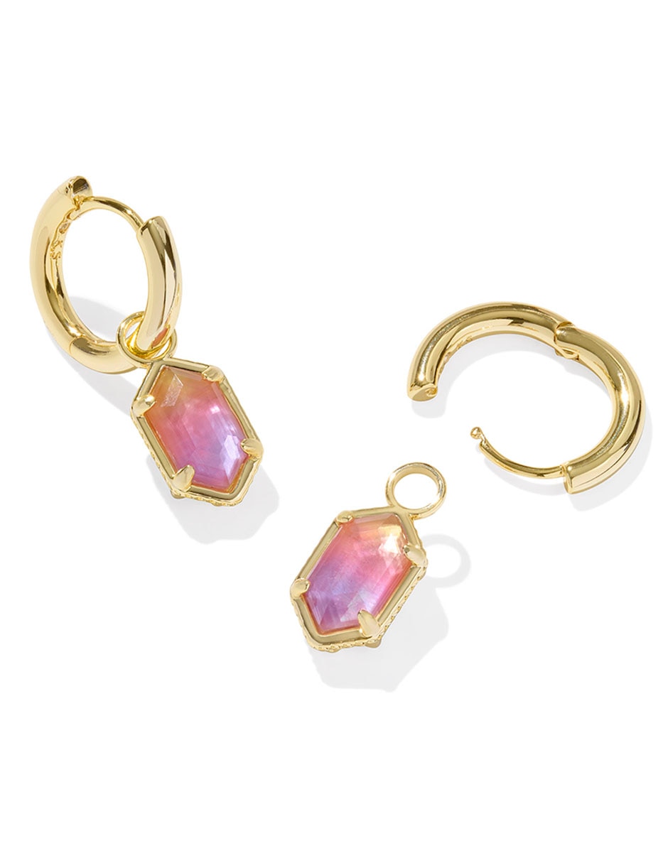 Aretes de hexágono con acabado baño de oro madre perla 2