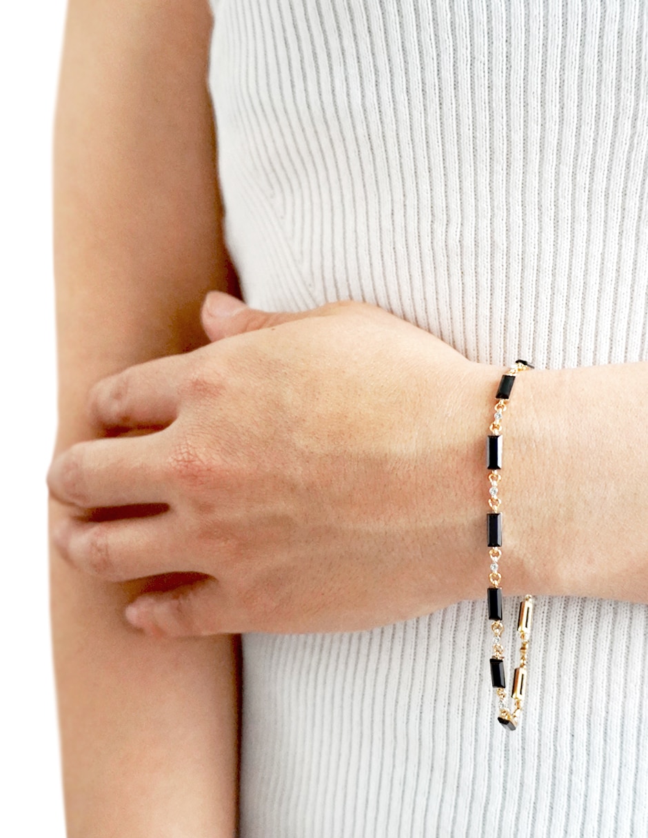Pulsera con acabado liso