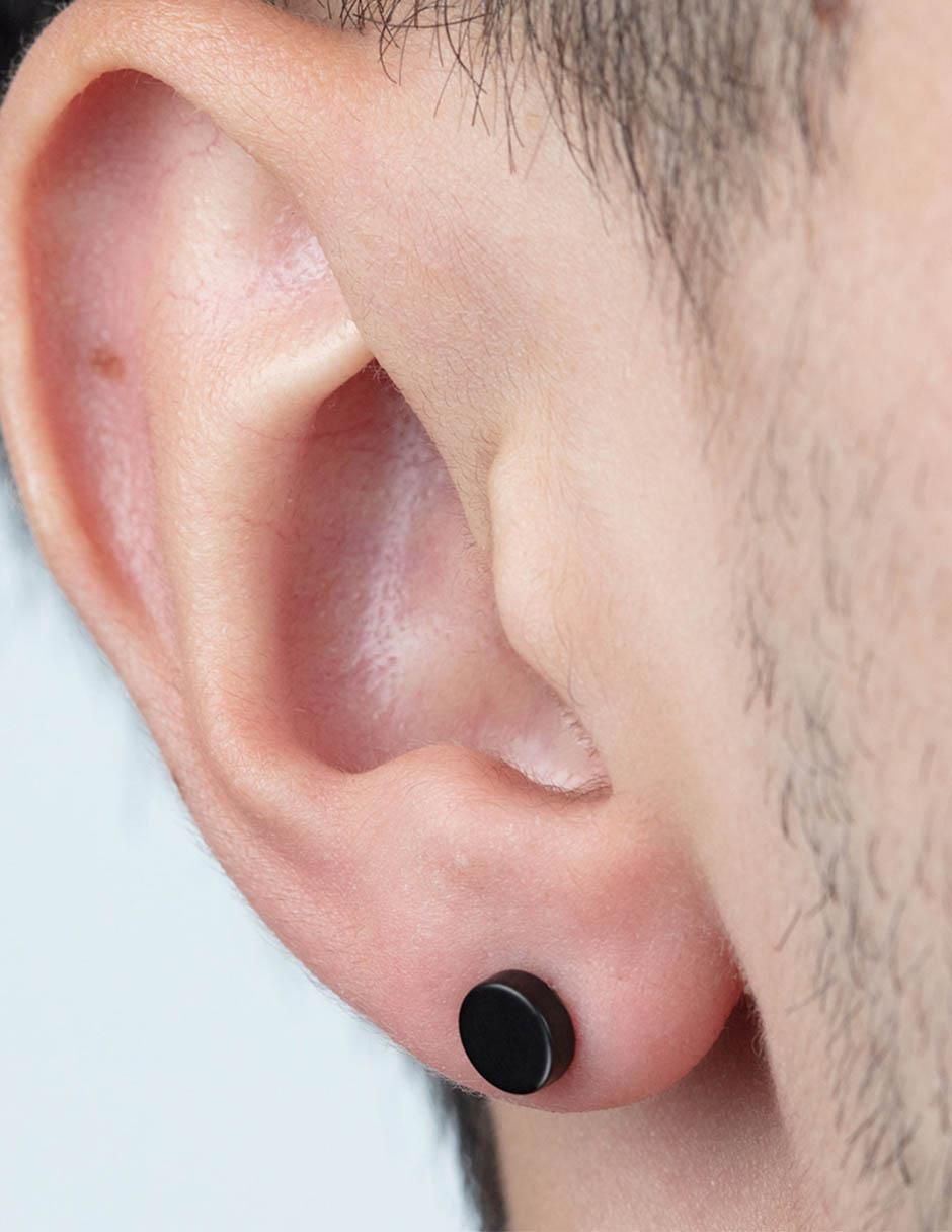 Aretes redondos Men'S Earrings con acabado brillante 3