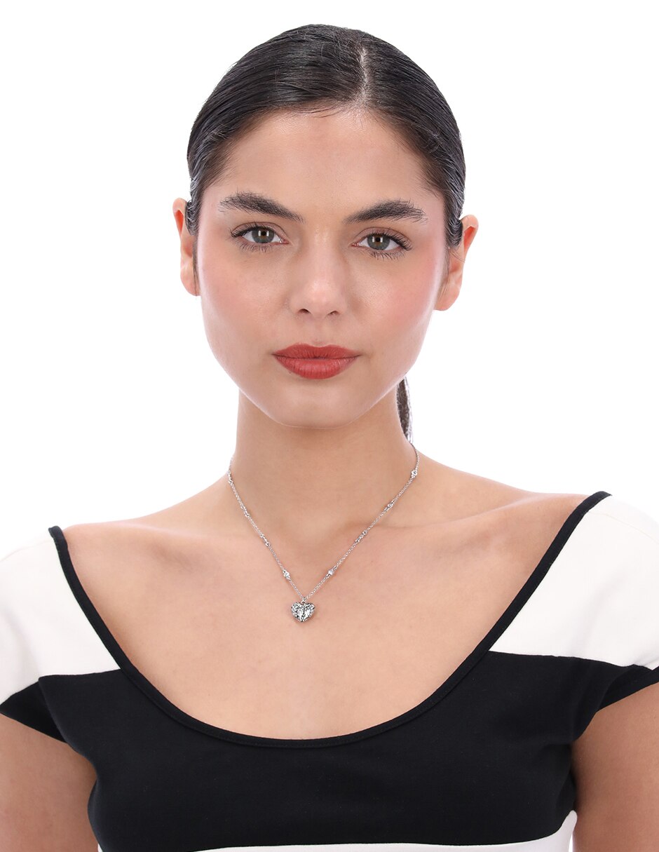 Collar corazón 3
