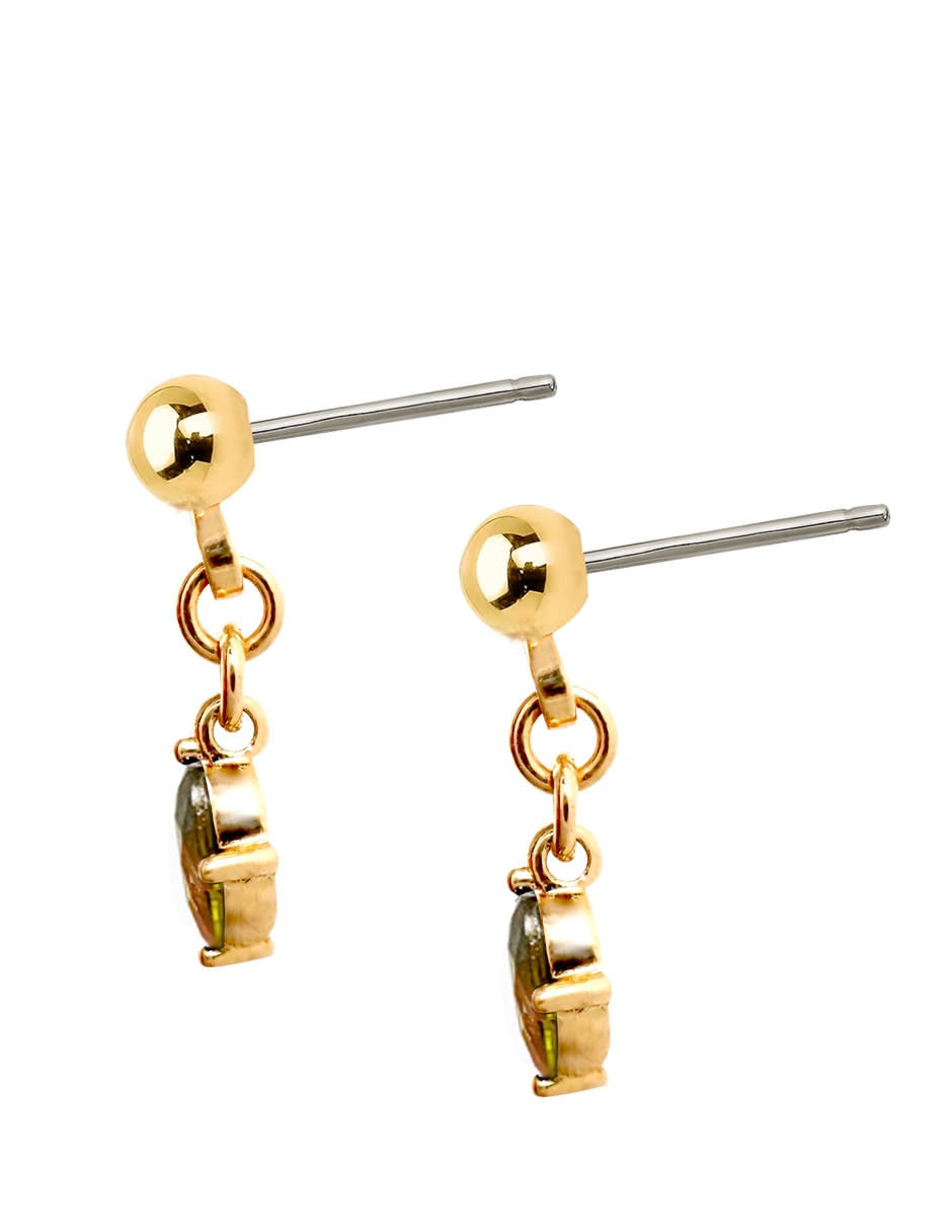 Aretes de óvalo con acabado brillante zirconia 3