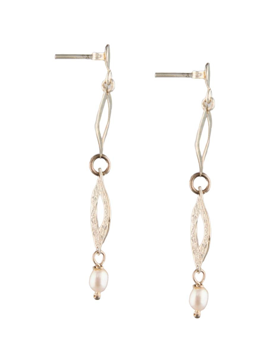 Aretes de rombo de plata con acabado brillante perla 3