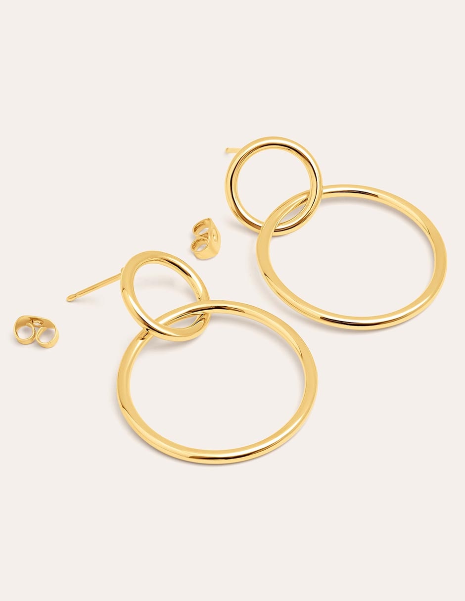 Aretes redondos con acabado baño de oro 18 K 2